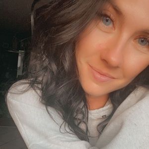 Meet your Posher, Chelsie